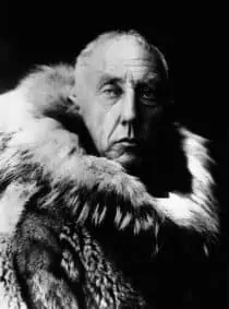 Black and white Portrait of Amundsen