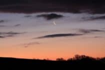two days off new moon dawn